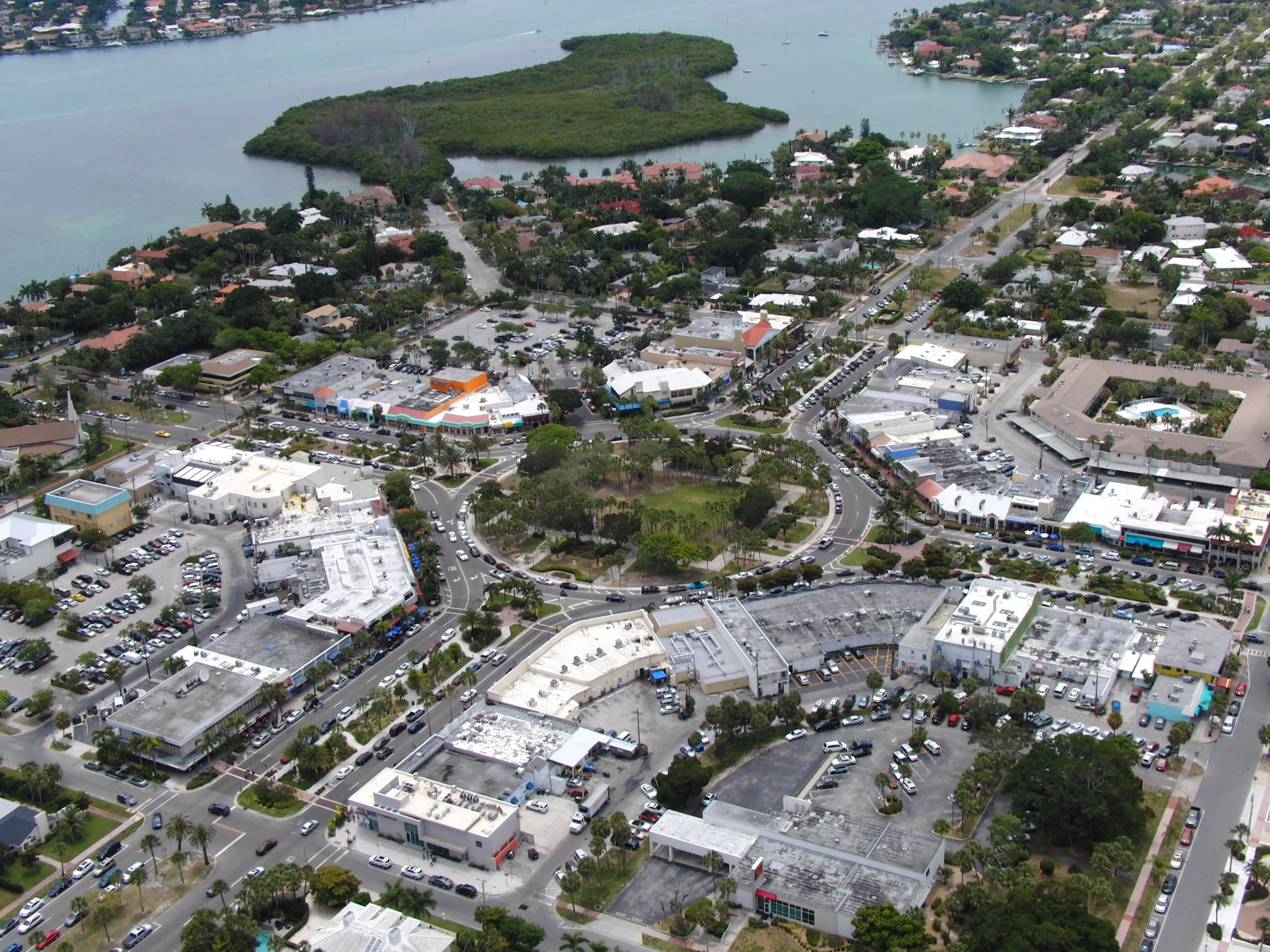 St. Armands Circle - Must See Sarasota